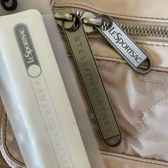 Stella McCartney LeSportsac NWT blush snap in pouch dust bag - Picture 3 of 10